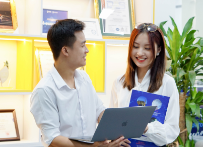 MOR Softwareのオフィス環境とチームワークスペース